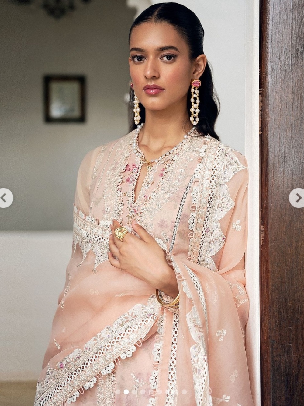 Suffuse SUHER dress